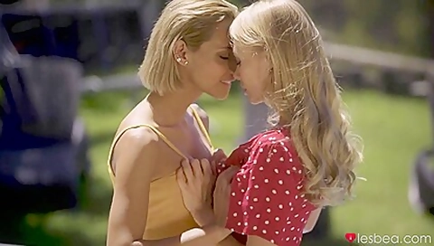 Alluring Lezzies Heart-stopping Xxx Story