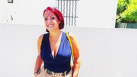Vanessa, 30, executive assistant in Rouen!
