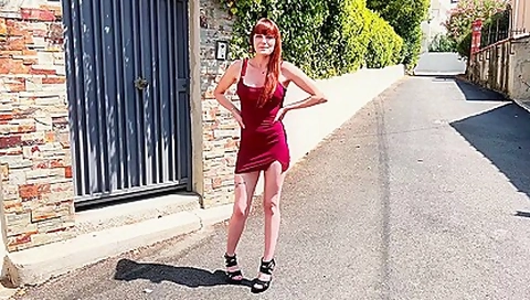 Stacy, 27, secretary in a dental practice!