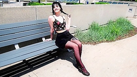 Alice, 23, hot student 18+ in nursing school!