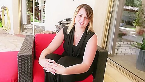 Davina, 18, only wants to do porn!
