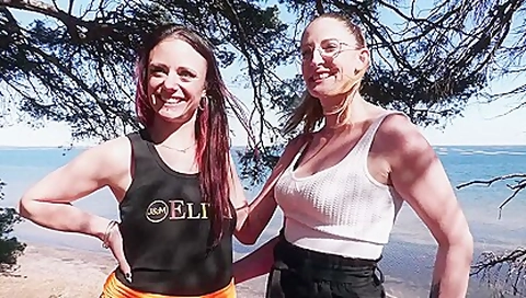 Arianna, 34 years old, royal experience at the edge of the Thau pond (34)!