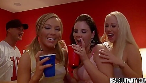 Kinky Tarts Incredible Sex Orgy Video