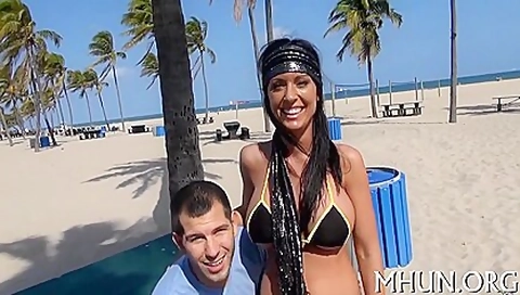 Juicy Milf Adores Getting Fucked
