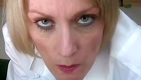 Mature Medical Examnd Blow From Doctor Milf