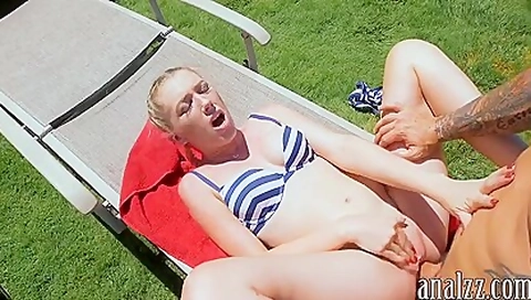 Braid Hair Girlfriend Gets Her Anal Pounded By Big Cock