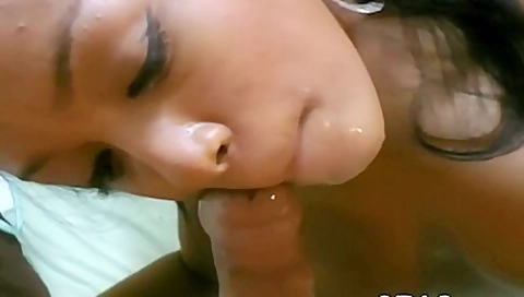teen 18+ Spreads Her Legs
