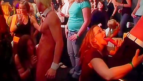 Yong Girls In Club Are Happy To Fuck